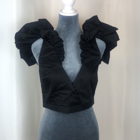 Making the Cut Women’s Standard Ruffle Sleeveless Top - Picture 4 of 10